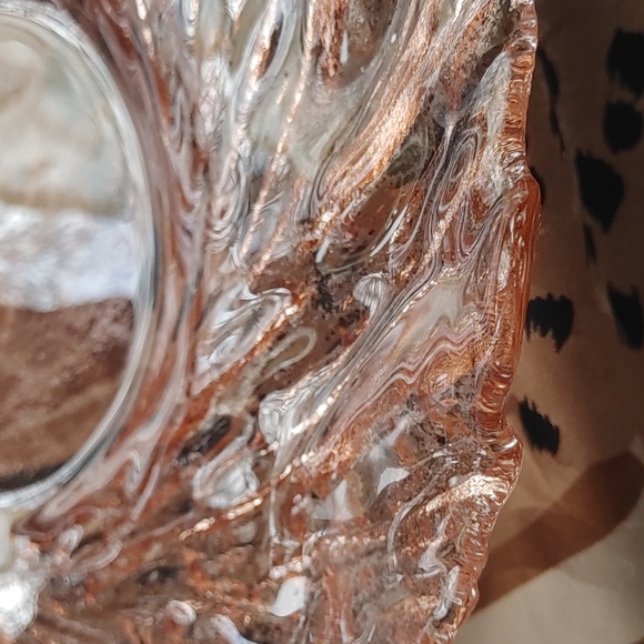 Elegant Pink Glass Decorative Bowl - Picture 6 of 8